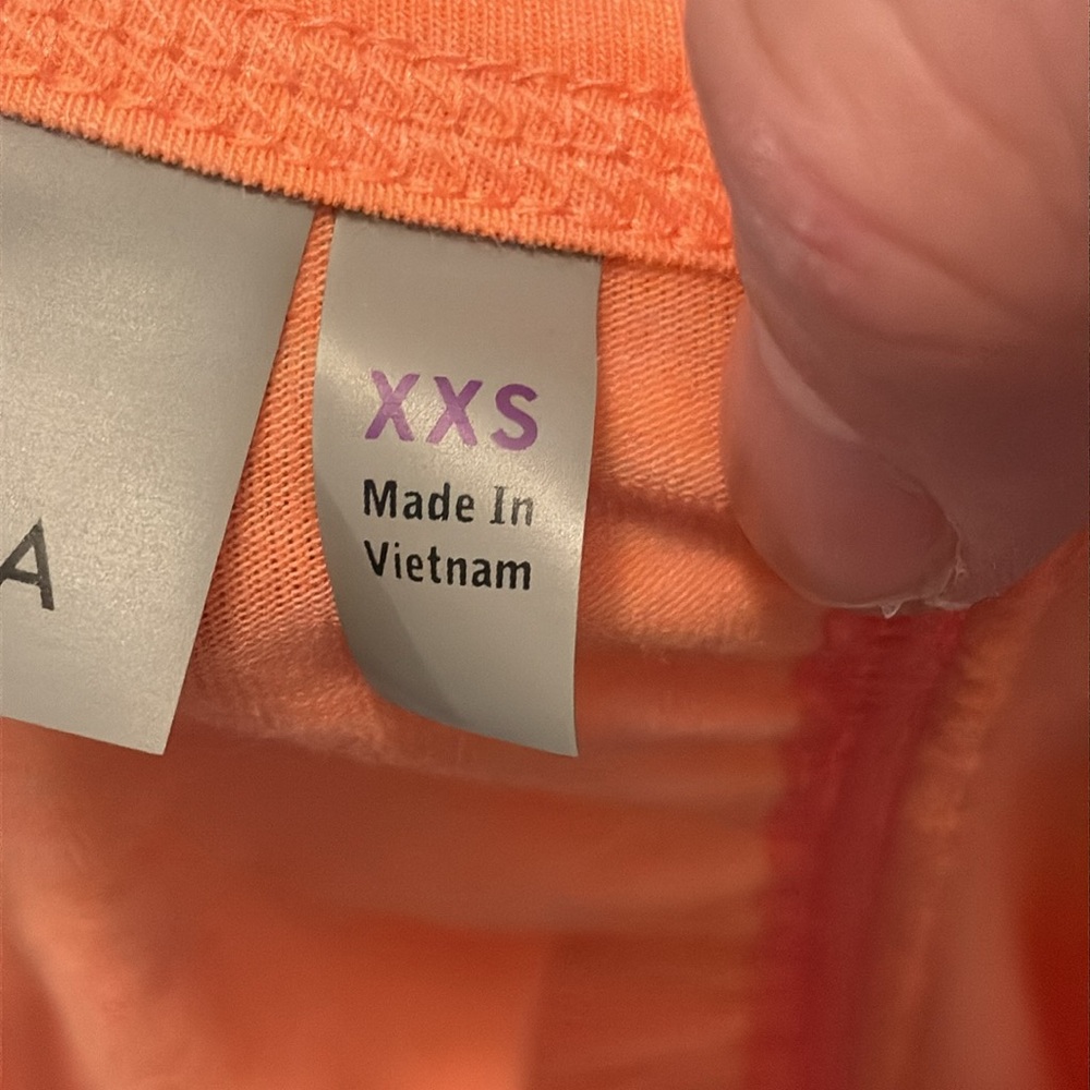 Athleta Long Sleeve Breathe Top - Picture 5 of 12